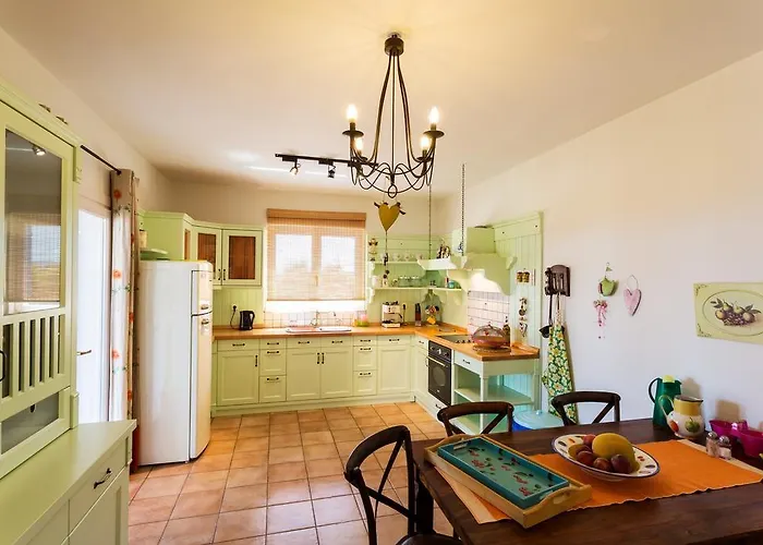 Aeolos Villa
