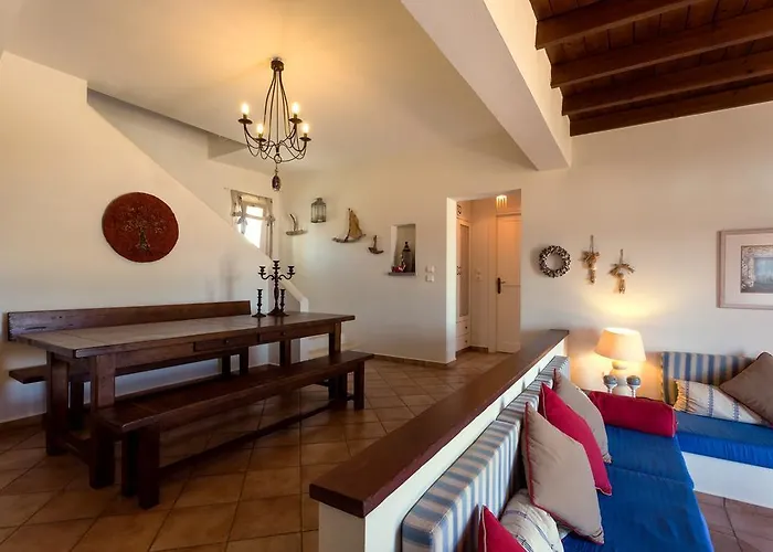 Aeolos Villa *